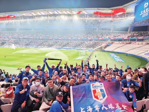 東體介紹上海聾人球迷會：最安靜的助威，最“響亮”的看臺