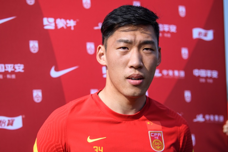 北青體育：朱辰杰是否以“面具人”形象出戰(zhàn)18強賽，仍需多方溝通