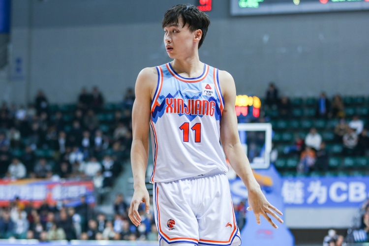 中規(guī)中矩！齊麟8中4拿到15分6籃板 有4失誤&正負(fù)值-10