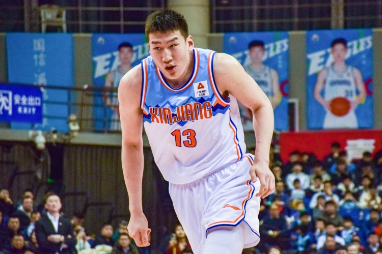高效輸出！李炎哲半場7中5拿到12分2板1助1斷2帽